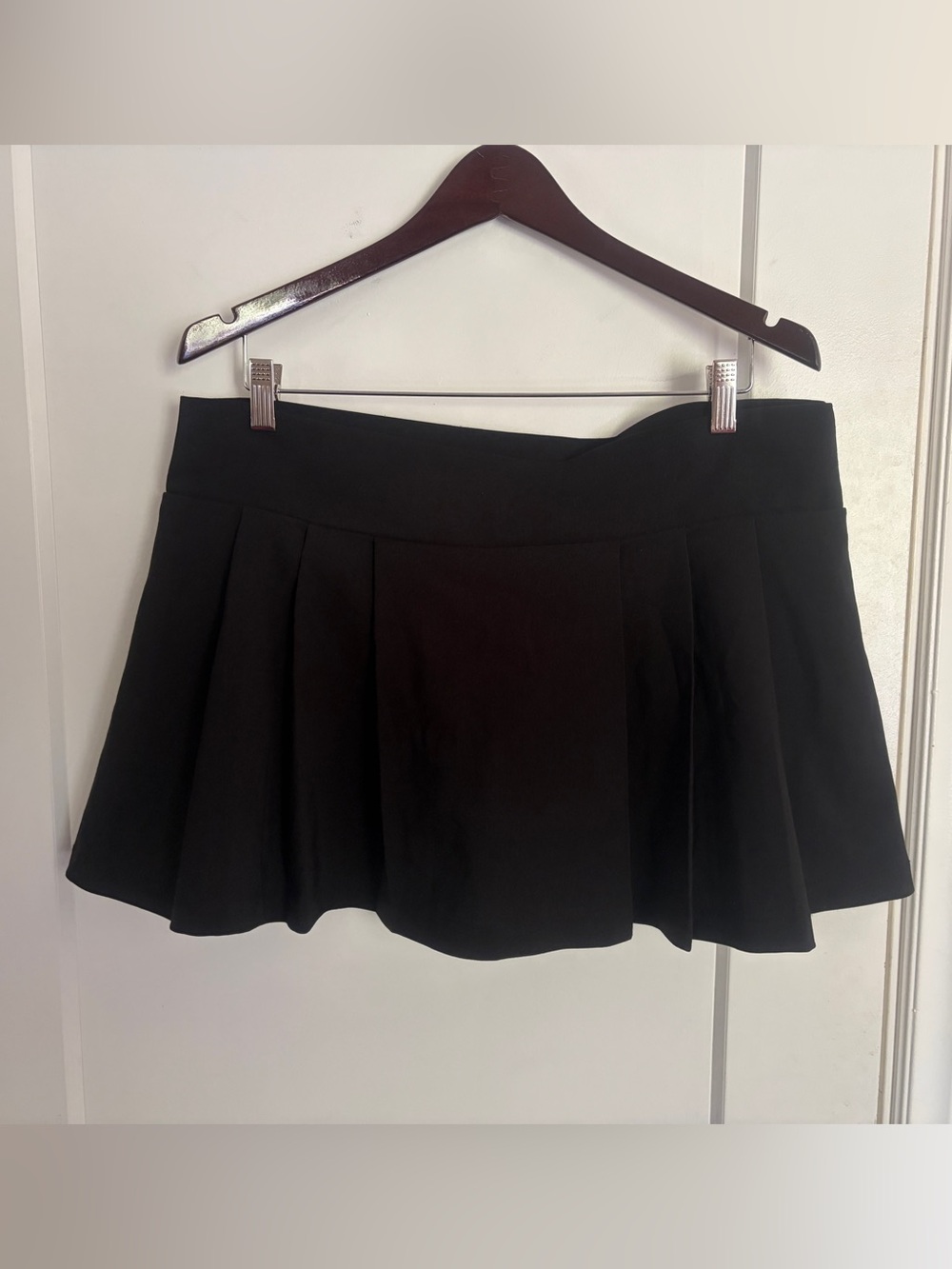 Black Pleated Mini skort- Women